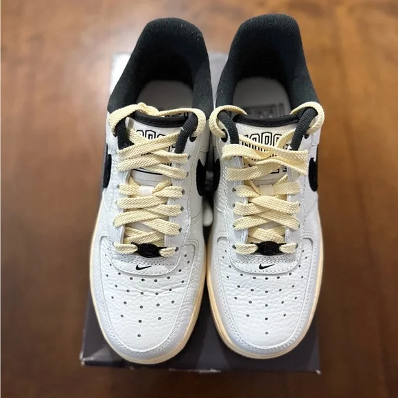 Women’s Air Force 1s ‘07 - Picture 7 of 7